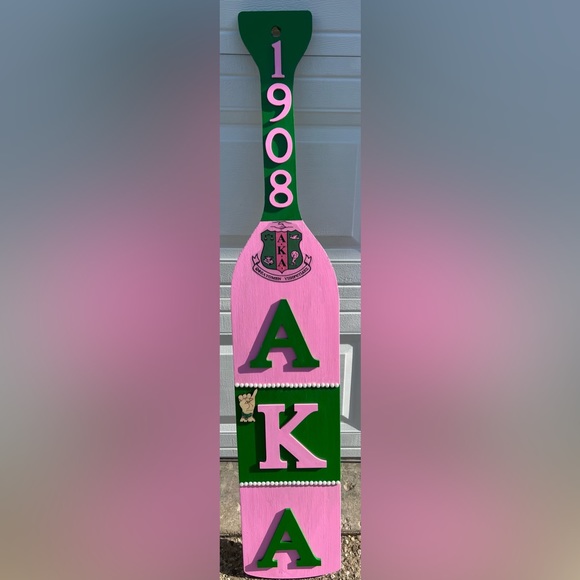 4 ft. Alpha Kappa Alpha paddle - Picture 1 of 1